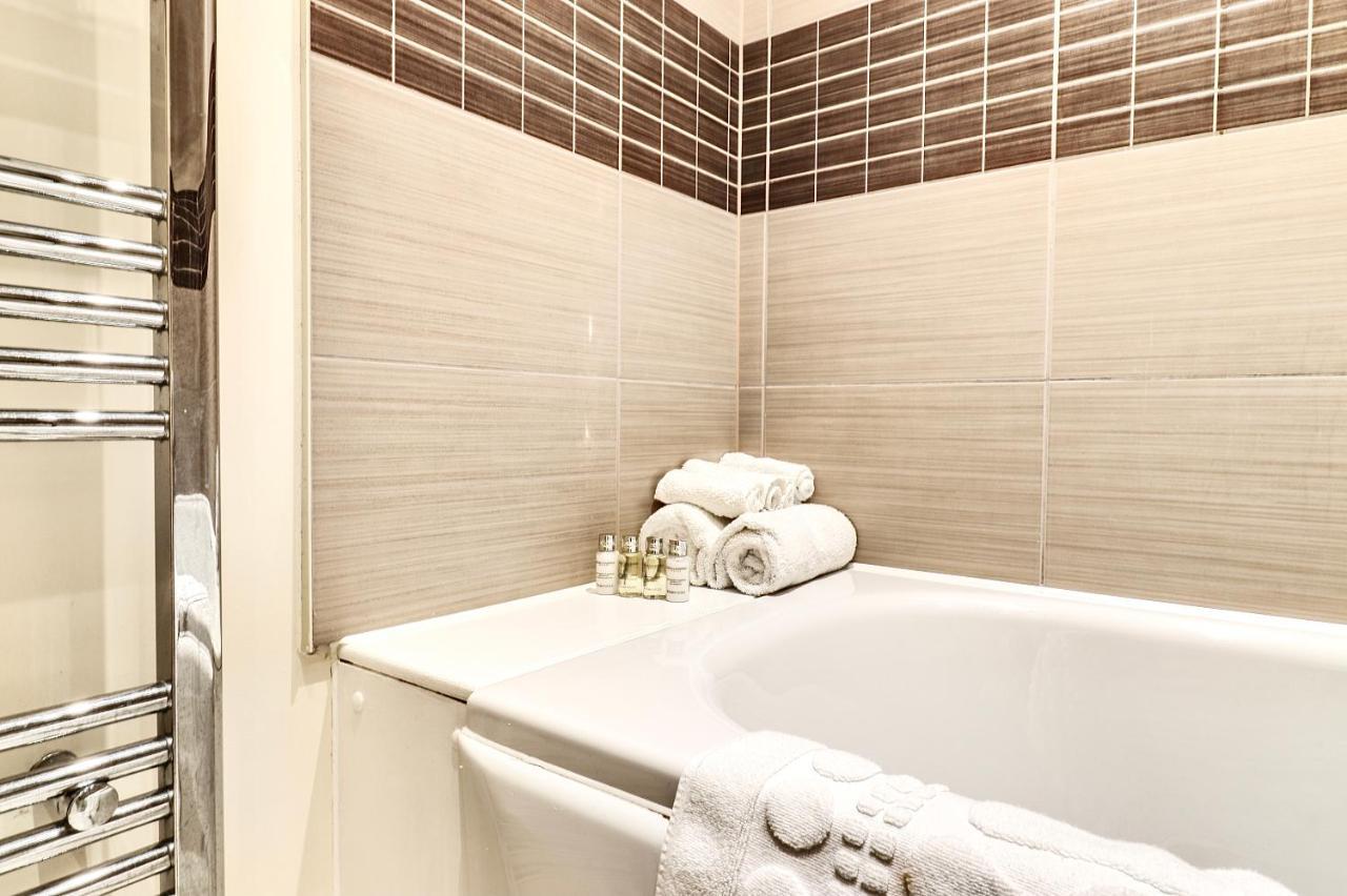 Sapphire Serviced Apartment Chelmsford Luaran gambar